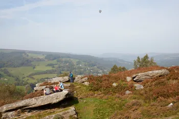 Balloon over Curbar Edge.jpg
